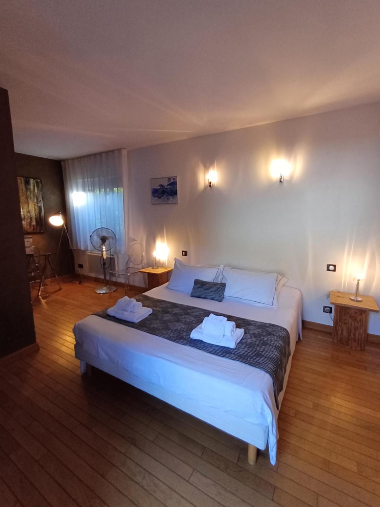 Le Clos Du Bois Joli Hotel Lagnieu