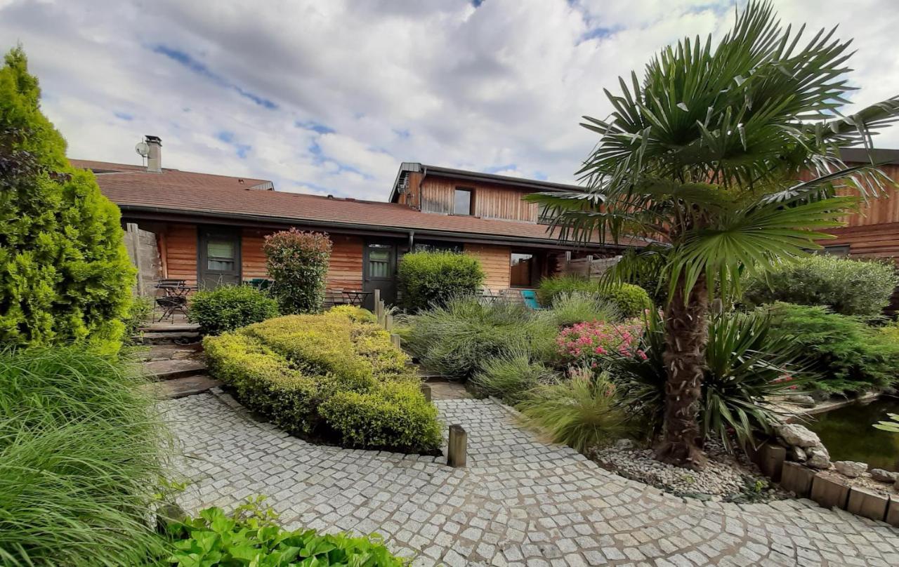 Le Clos Du Bois Joli 3* Lagnieu